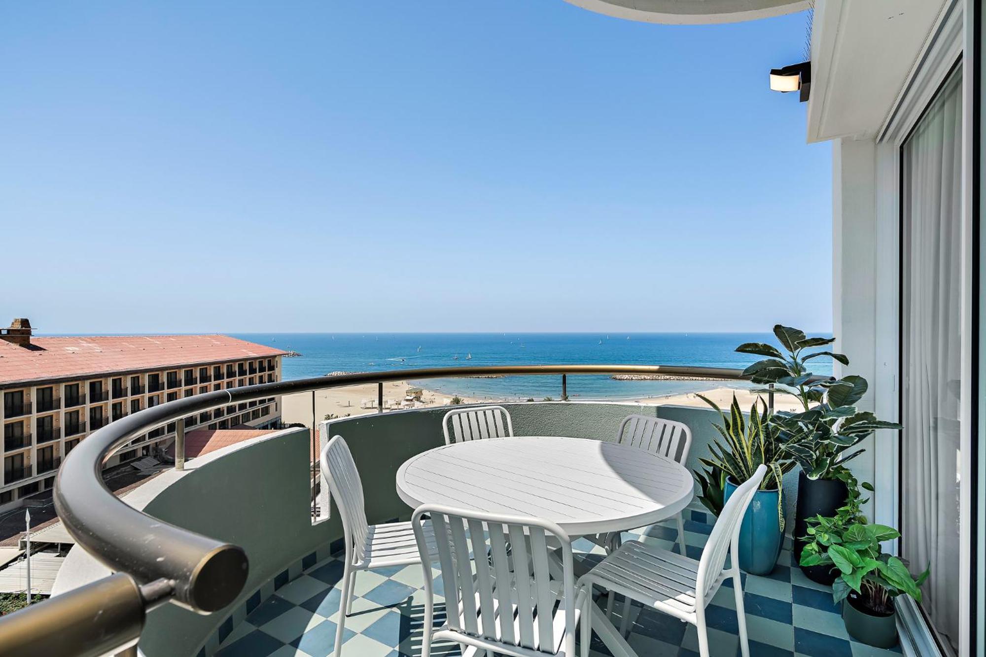 Sunsets Paradise 2Br With Parking By Beachfront Stay Herzelia Exterior foto